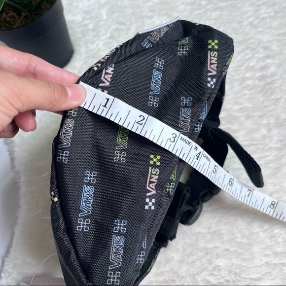 Vans unisex logo black belt bag - Picture 9 of 9